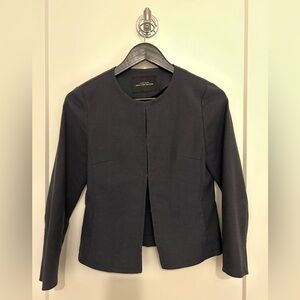 Chic and lightweight navy suit set from United Allows